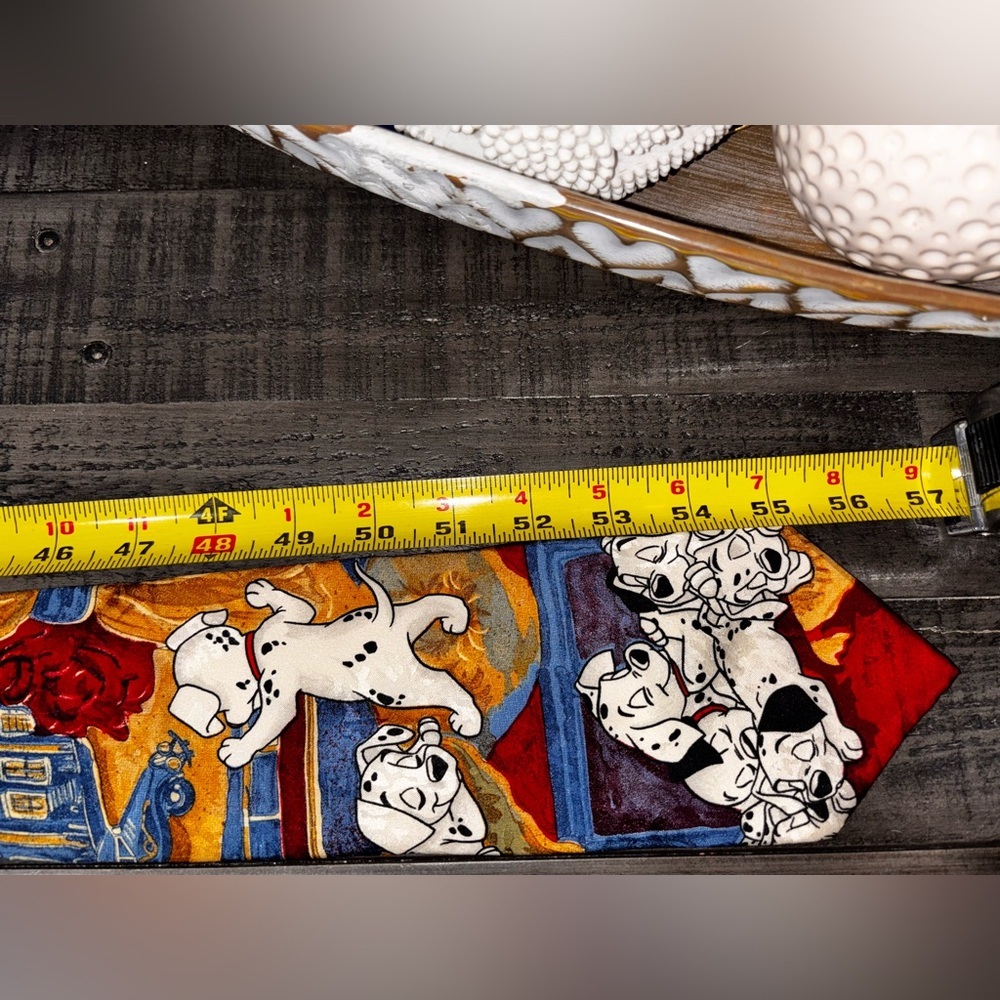 Vintage Disney 101 Dalmatians themed necktie​ - Picture 6 of 6